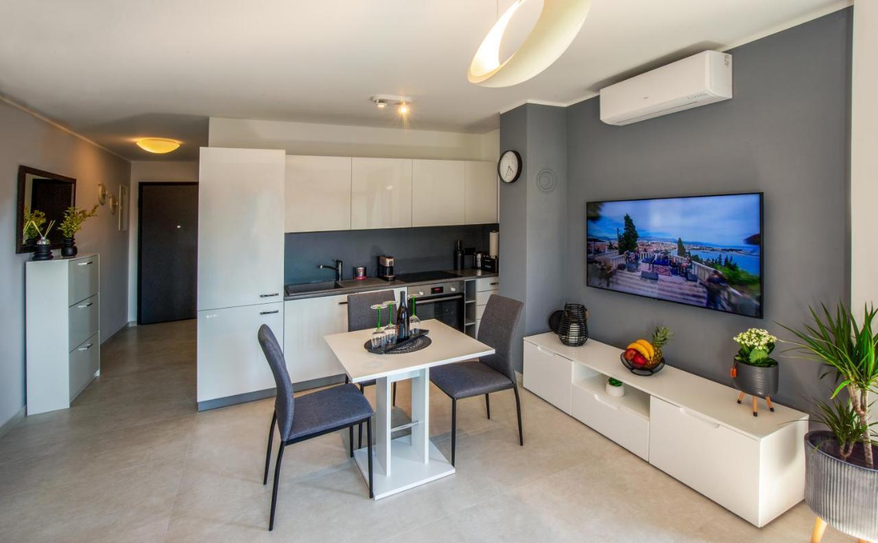 Rijeka Relax Apartment With Parking Exteriér fotografie